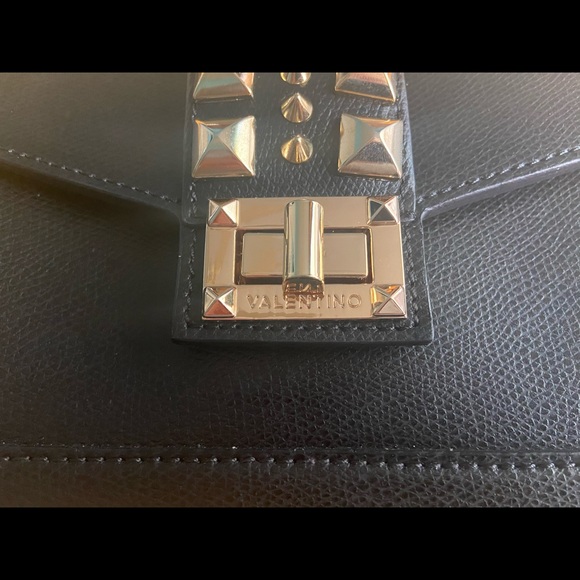 Authentic Valentino Handbag , and dust bag - Picture 12 of 16